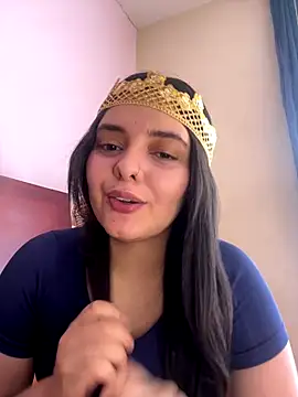 candicewest  online show from 12/15/25, 04:44