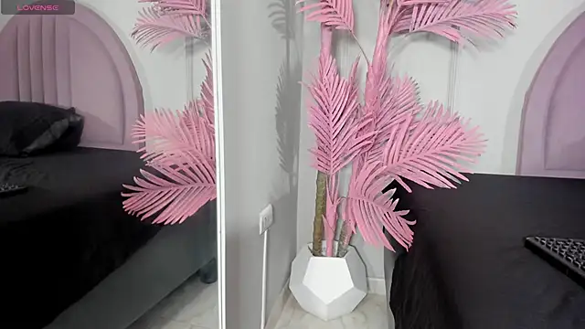 Tamaramilleer online show from 02/16/26, 04:30