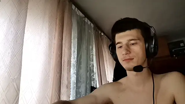 Snapshot of JamesLagerfeld chatting on 12/21/25, 07:04 JamesLagerfeld online show from 12/21/25, 07:04