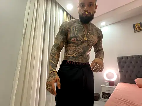 Snapshot of _Nate___ chatting on 11/07/25, 09:04 Nate online show from 11/07/25, 09:04