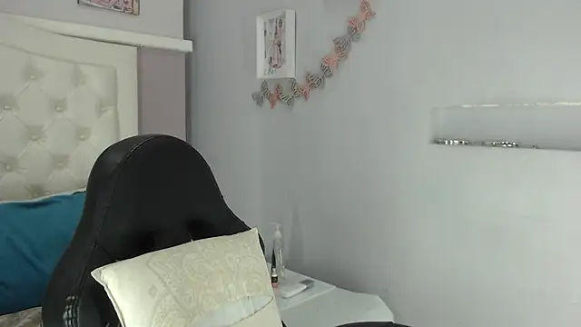 rossibaker online show from 11/29/25, 01:25