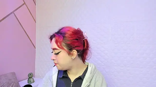 Dakkotta   online show from 11/24/25, 02:39