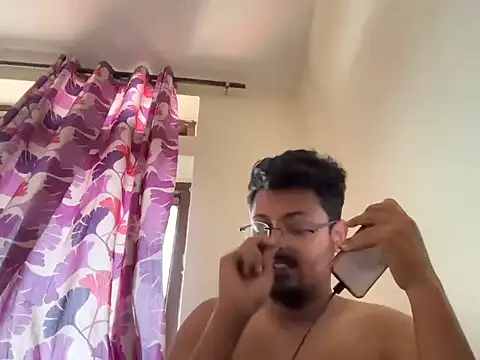 Your yash2 online show from 04/19/26, 04:34