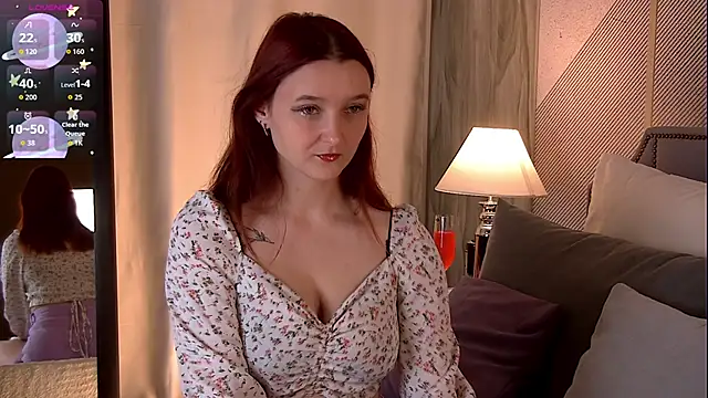 Ellllie online show from 11/24/25, 08:14