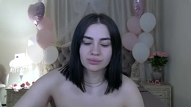 AdrianaTorres online show from 02/17/26, 07:20