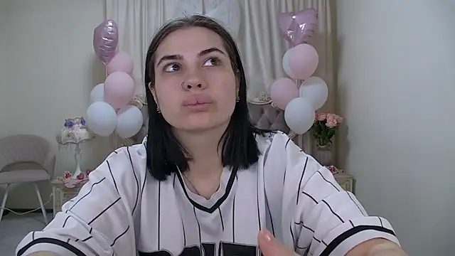 AdrianaTorres online show from 02/27/26, 05:29