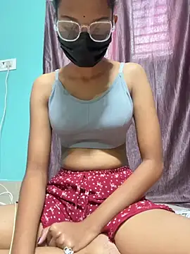 leenaboyxh online show from 12/04/25, 08:34