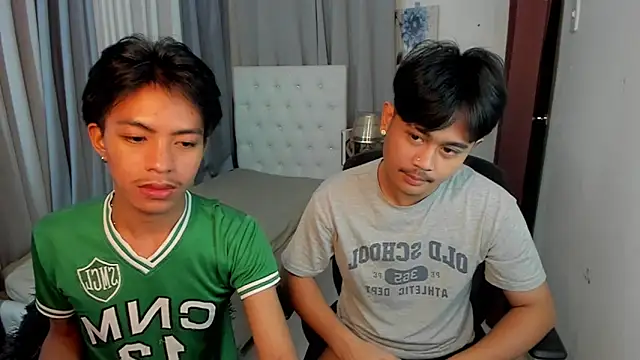 Snapshot of asianblackbigcock chatting on 11/08/25, 05:51 asianblackbigcock online show from 11/08/25, 05:51