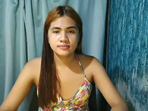 Snapshot of Rema_thebigcock chatting on 07/03/26, 12:17 Rema thebigcock online show from 07/03/26, 12:17
