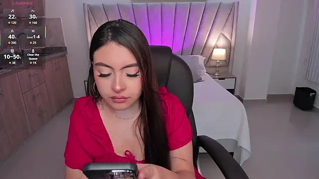 Maya vexx online show from 12/21/25, 06:04