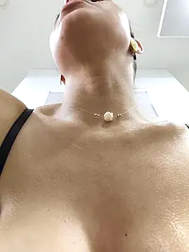 ALEJA  22 online show from 12/13/25, 07:53