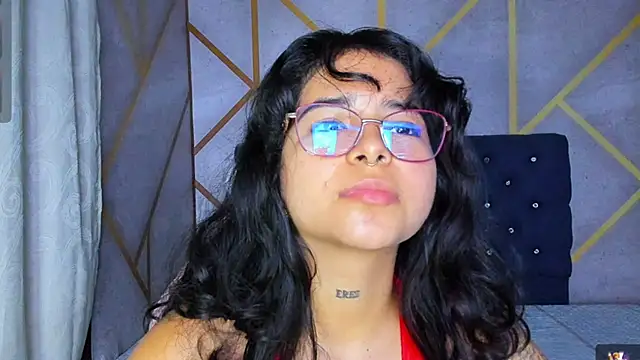  vaiolet owo online show from 02/21/26, 07:42