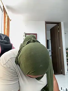 sweetmuslim01 online show from 10/11/25, 05:11