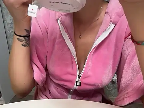 Angelinaa19 online show from 11/23/25, 04:29