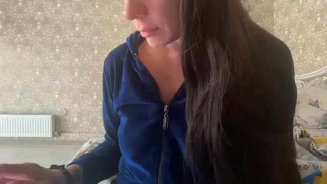 Angelinaa19 online show from 04/23/26, 01:02