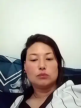 Snapshot of liliana_ra chatting on 11/11/25, 12:05 liliana ra online show from 11/11/25, 12:05