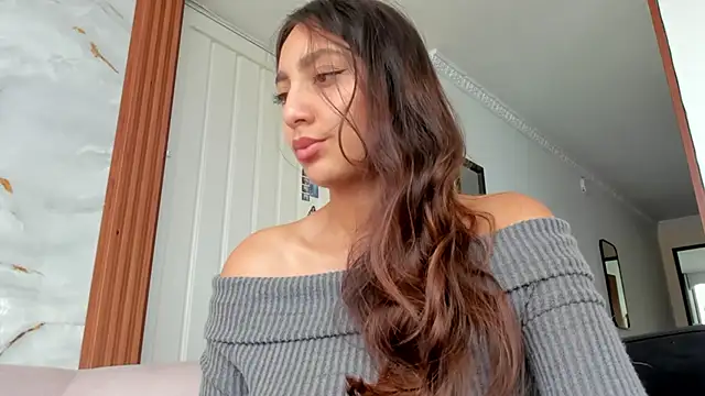 LilyGarcia online show from 06/16/26, 07:16