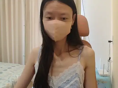 Lil-Cherries online show from 04/01/26, 01:39