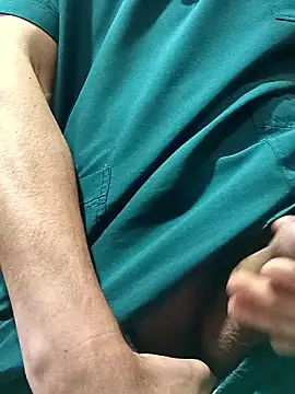 Snapshot of Bemcu chatting on 11/07/25, 04:51 Bemcu online show from 11/07/25, 04:51