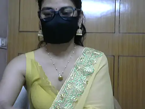 Snapshot of Fairy_Pie chatting on 04/29/26, 05:41 Fairy Pie online show from 04/29/26, 05:41
