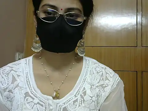 Snapshot of Fairy_Pie chatting on 05/22/26, 05:29 Fairy Pie online show from 05/22/26, 05:29