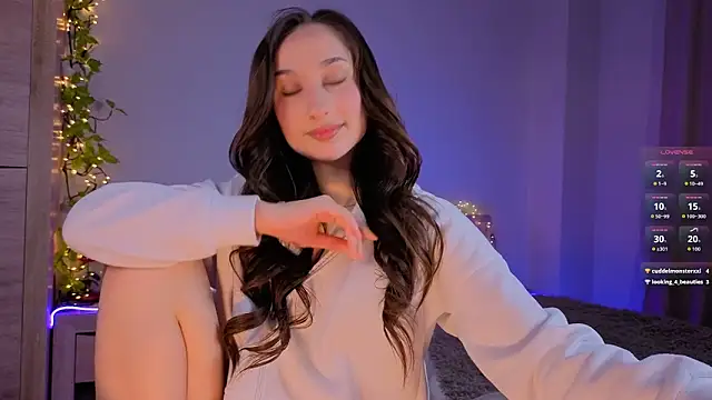 Snapshot of VYBEON chatting on 04/07/26, 04:40 VYBEON online show from 04/07/26, 04:40