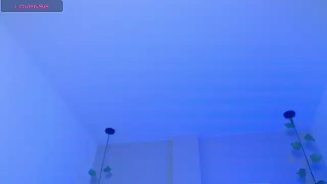 Ahri roux 1 online show from 11/11/25, 01:05