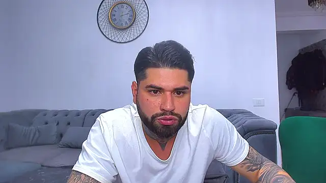 alexandermoris online show from 12/17/25, 08:48