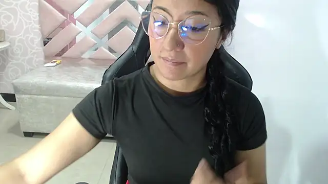 Nezuko1 Amaterasu1 ch online show from 11/11/25, 05:46