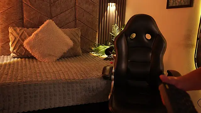 AuroraLanee  online show from 01/10/26, 07:26