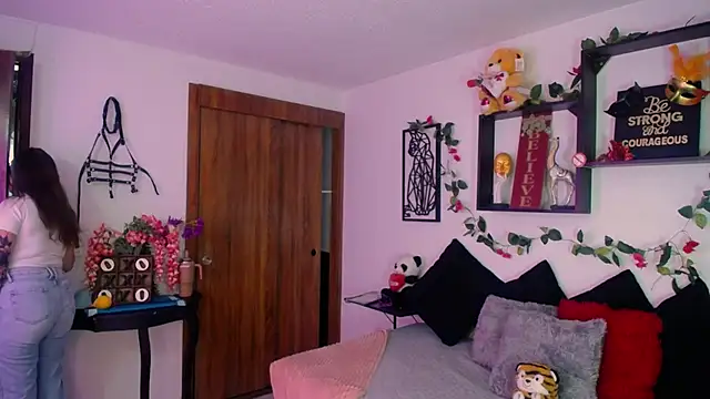 Snapshot of Cata_lover1 chatting on 02/03/26, 12:43 Cata lover1 online show from 02/03/26, 12:43