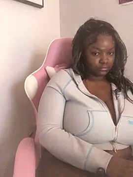 Fxncymuse online show from 02/16/26, 07:21