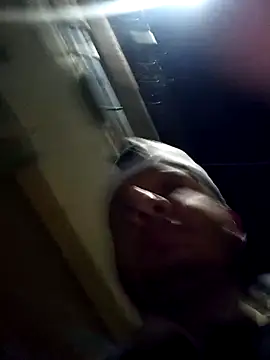 Snapshot of themorenofit08 chatting on 02/17/26, 12:51 themorenofit08 online show from 02/17/26, 12:51