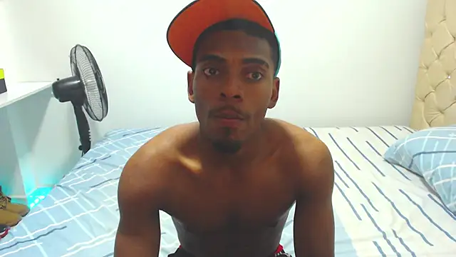 Snapshot of Jackboy_000 chatting on 11/08/25, 04:23 Jackboy 000 online show from 11/08/25, 04:23