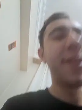 Snapshot of slowdownricK_ chatting on 11/07/25, 07:03 slowdownricK online show from 11/07/25, 07:03