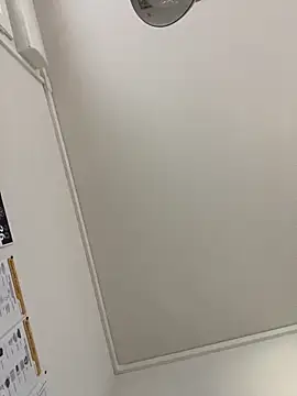 Snapshot of Guigui17000@xh chatting on 03/03/26, 09:04 Guigui17000xh online show from 03/03/26, 09:04