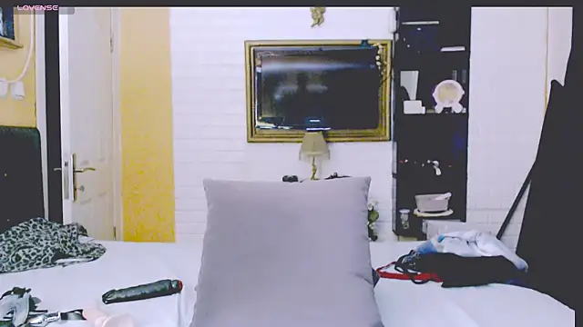  bade tasci  online show from 11/14/25, 09:57