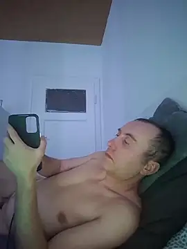 Snapshot of TirelessLot3 chatting on 04/29/26, 10:16 TirelessLot3 online show from 04/29/26, 10:16