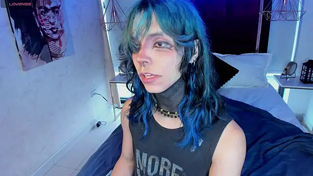 luxiel  online show from 06/09/26, 09:15