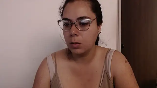 LorieFerrer online show from 03/08/25, 04:17