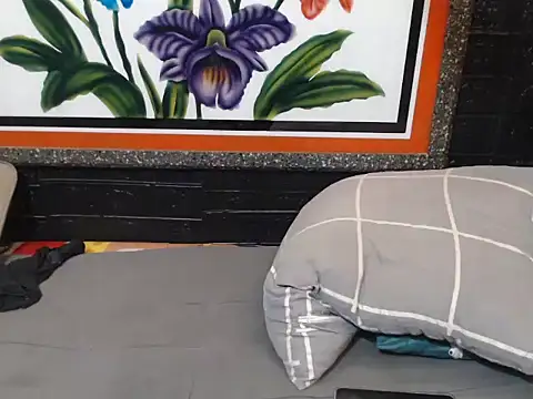 tsbrownmorena69 online show from 04/18/26, 02:04