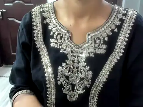 Snapshot of Cute-alishaa chatting on 12/16/25, 07:46 Cute-alishaa online show from 12/16/25, 07:46