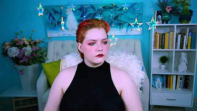 Snapshot of VettaAdams chatting on 11/13/25, 08:02 VettaAdams online show from 11/13/25, 08:02