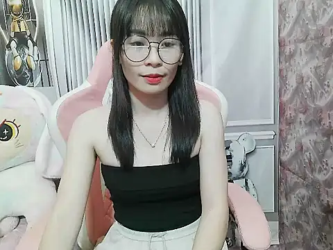 Ella039 online show from 12/17/25, 05:24