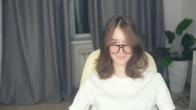 Snapshot of MargeneLeisure chatting on 11/08/25, 01:55 MargeneLeisure online show from 11/08/25, 01:55