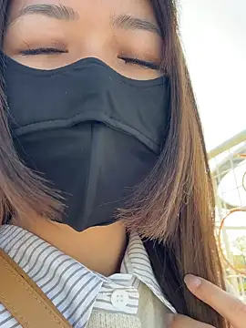 Cara-02 online show from 12/18/25, 02:39