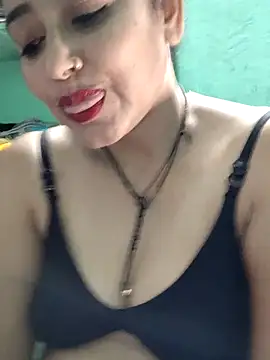 Snapshot of Piya_Bakshi chatting on 06/07/26, 07:01 Piya Bakshi online show from 06/07/26, 07:01