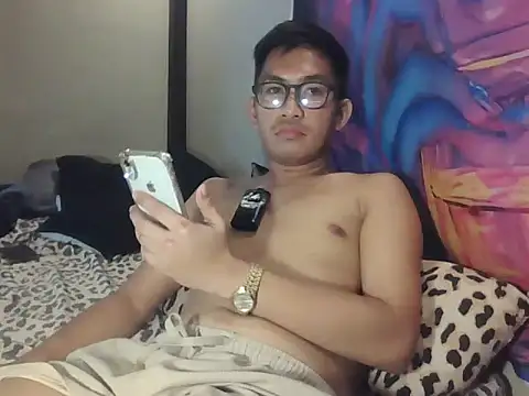 Snapshot of denzkylexx chatting on 06/27/26, 03:00 denzkylexx online show from 06/27/26, 03:00