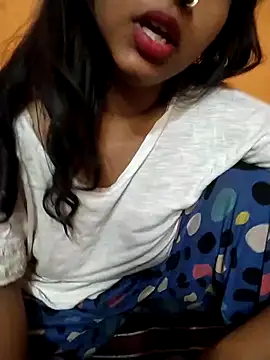 Sexy Divya   online show from 04/13/26, 05:40