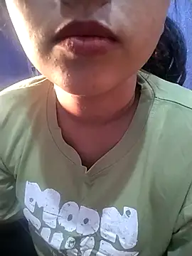 Sexy Divya   online show from 04/22/26, 12:39